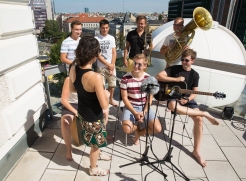 Herta bläst bei BalconyTV Vienna 2016